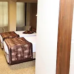 فندق مالايت بوتيك 4*