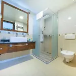 مالايت بوتيك 4* إزمير